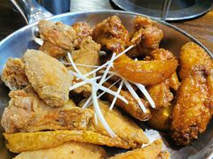 原味炸鸡和酱油鸡双拼-MI WU FACTORY米屋美食工厂餐厅(绿地店)