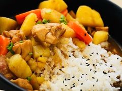 -春笙食堂.丼饭拉面寿司(GOGO新天地店)