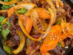 -臻牛烤肉