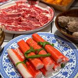 蛙蛙脑袋陷进去啦!!