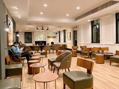 大堂-星巴克臻选(广州沙面店)