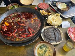 -黄潇洒老火锅(九眼桥宏济巷店)