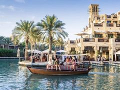 -迪拜帆船酒店海底餐厅