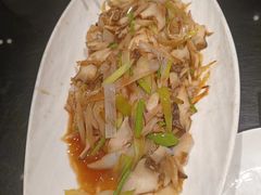 -五谷丰登农家院·地道胶东菜·海鲜烧烤(威海店)
