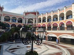 -佛罗伦萨小镇广佛名品奥特莱斯(疏港路店)