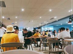 -肯德基(成都机场T2到达精选店)