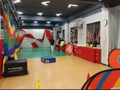 -悦动体能篮球羽毛球网球(三里河店)