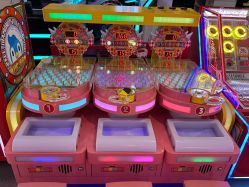 -Fang Fang Monkey·方方猴(国瑞购物中心店)