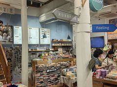 -猫的天空之城概念书店(杭州南宋御街店)