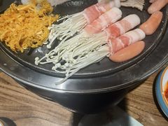 -明洞阿姨·韩式酱蟹烤肉·创意料理(三元桥店)