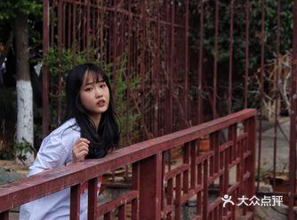 整体环境： 市场里面特别大 分四个巷子 巷子之间都是