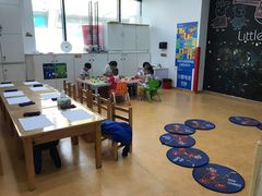 -美吉姆国际儿童发展中心(红谷滩绿地缤纷城中心)