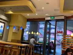 -The Habit Burger Grill 哈比特汉堡(爱琴海店)