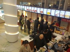 等位区-和记馅饼(日照街店)