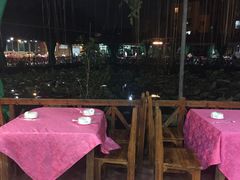 露天位-荷香居(洞企石路店)