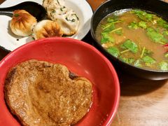 咖喱牛肉汤-舒蔡记生煎菜饭(云南中路店)