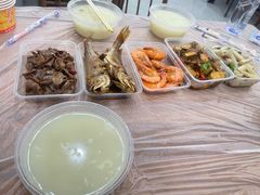 -蓝精灵饺子店