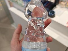 -名创优品(北京新中关购物中心地铁层店)