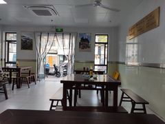 大堂-古徽州馄饨店(宝安路店)