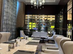 -隆华国际酒店·法香咖啡厅