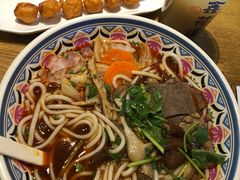 -鑫花溪牛肉米粉(人民广场店)