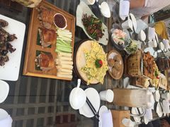 慢丽江庭院休闲餐厅(西山人家店)-慢丽江·云南野生菌土鸡锅(西山店)