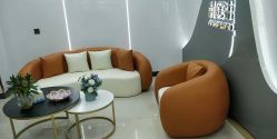 -苗医生专业祛痘·皮肤管理