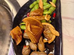 -雪乡人家东北菜·铁锅炖一切(高斯路店)