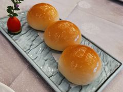 蜜汁叉烧餐包-汤臣·空中餐厅·严选粤菜(石湾世博广场店)