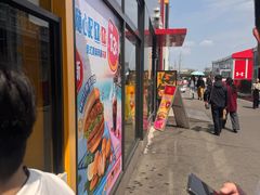-麦当劳(成都时代奥特莱斯店)