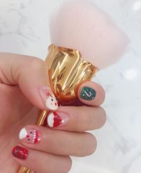 -爱小小美甲美学