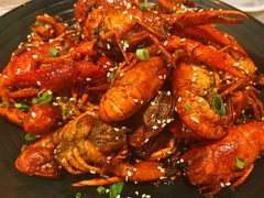 -巴厘龙虾·榜首油焖大虾(音乐学院·沿江酒馆店)
