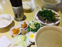 -桥香园云南过桥米线(金马碧鸡店)