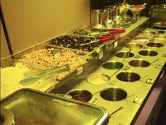 自助调料区-佰人王串串香火锅(洋珠巷店)