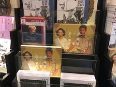 等候区-百老汇电影中心(油麻地店)