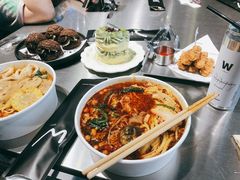 -W COLLECTIVE  DESSERT SHOP
