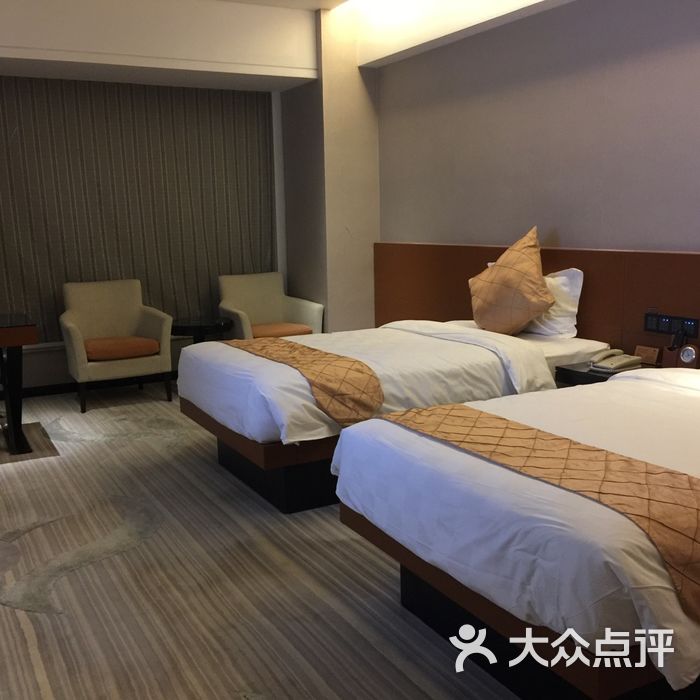 龙川东方名源酒店