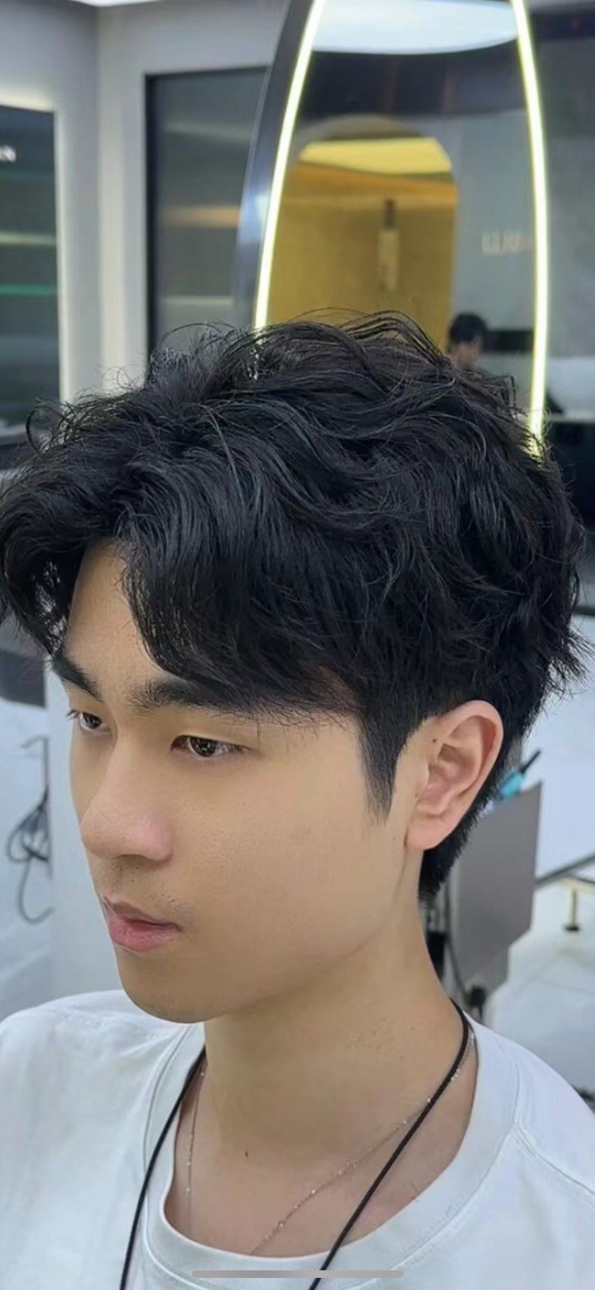天天领红包#男士卷发 #发型推荐 「杜尚造型(万象汇店)」在网上找的