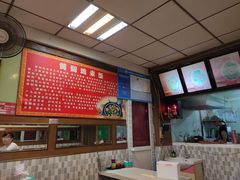 -龙香记桂林米粉(东扬威街11号楼店)