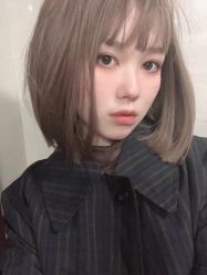 -时尚殿堂明星门店