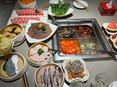 -海底捞火锅(珠影星光城夜宵主题店)