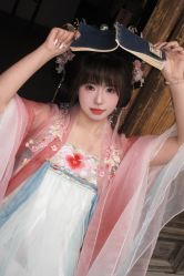 -一揽芳华汉服旗袍体验馆(拙政园店)
