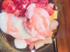 芋见草莓冰沙-鲜芋仙(常州吾悦国际广场店)