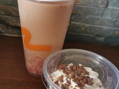 蓬蓬云蜜杏厚乳茶-CoCo都可(昆百大店)