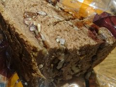 果仁大列巴-Ole 面包房(华润万象城店)