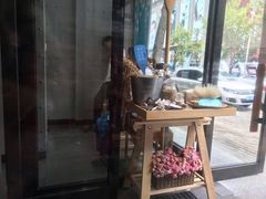 -灵芝妹子海鲜米线(劳动公园店)