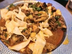 -俭寨大盘鸡·手抓肉·烧烤新疆菜(乌苏路店)
