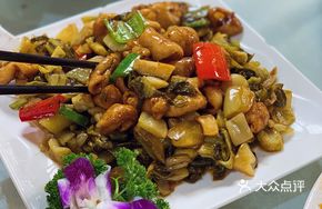 Sour Cabbage Stir-Fried Intestines