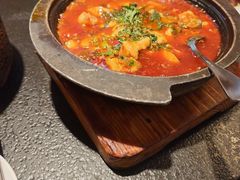 -万重锦·人文川菜馆(骡马市店)