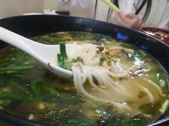 香辣过桥米线-云腾食府·云南菜
